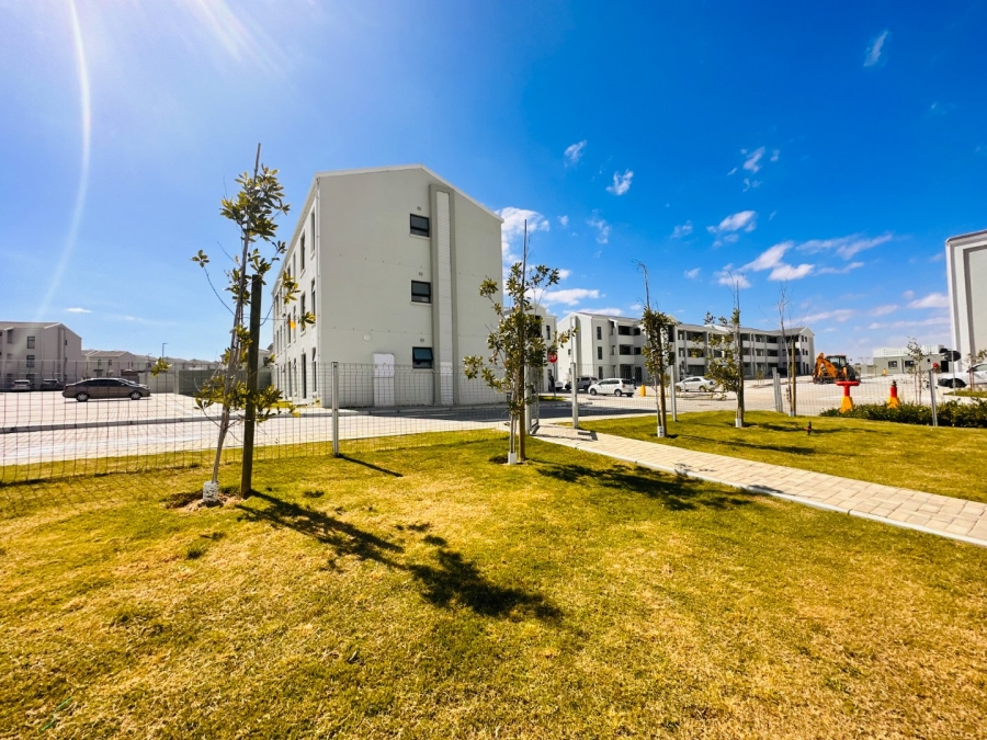 2 Bedroom Property for Sale in Parklands Western Cape